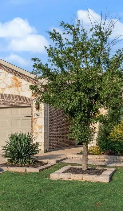 9221 Poynter Street, Fort Worth TX 76123 - Photo 2