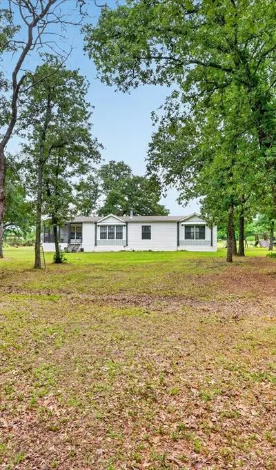 1001 N Seven Points Drive, Kemp TX 75143