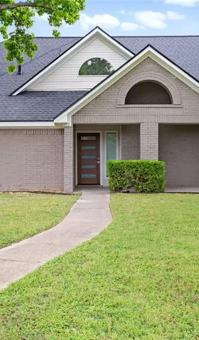 822 Aspen Lane, DeSoto TX 75115