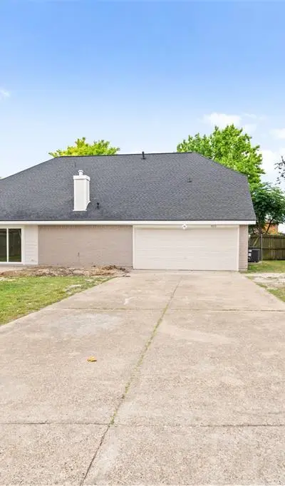 822 Aspen Lane, DeSoto TX 75115 - Photo 3