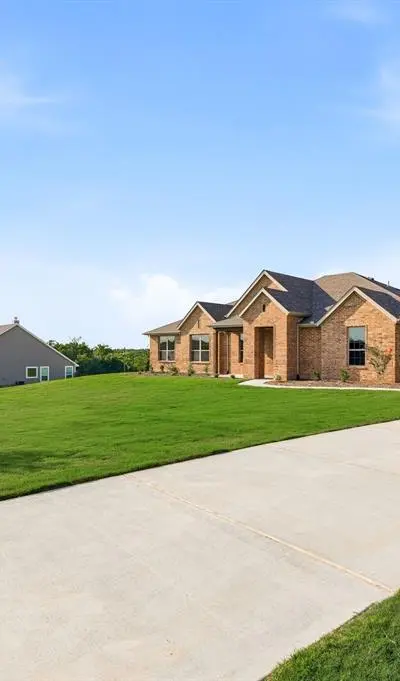 120 Park Hurst Drive, Boyd TX 76023 - Photo 3