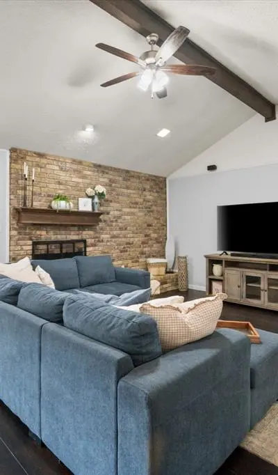 4701 Elkwood Lane, Arlington TX 76016 - Photo 3