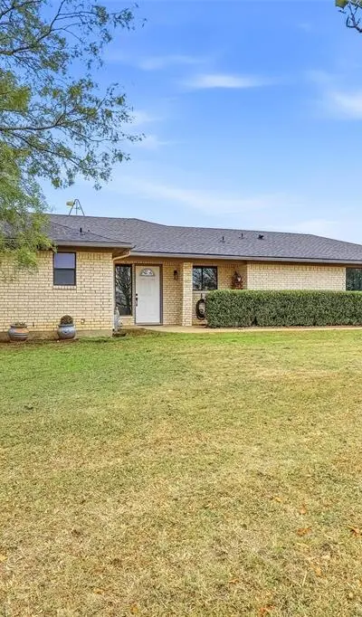 4501 Ascot Drive, Cleburne TX 76033 - Photo 3