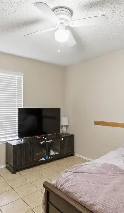 5506 Grantmont Drive, Arlington TX 76016 - Photo 5