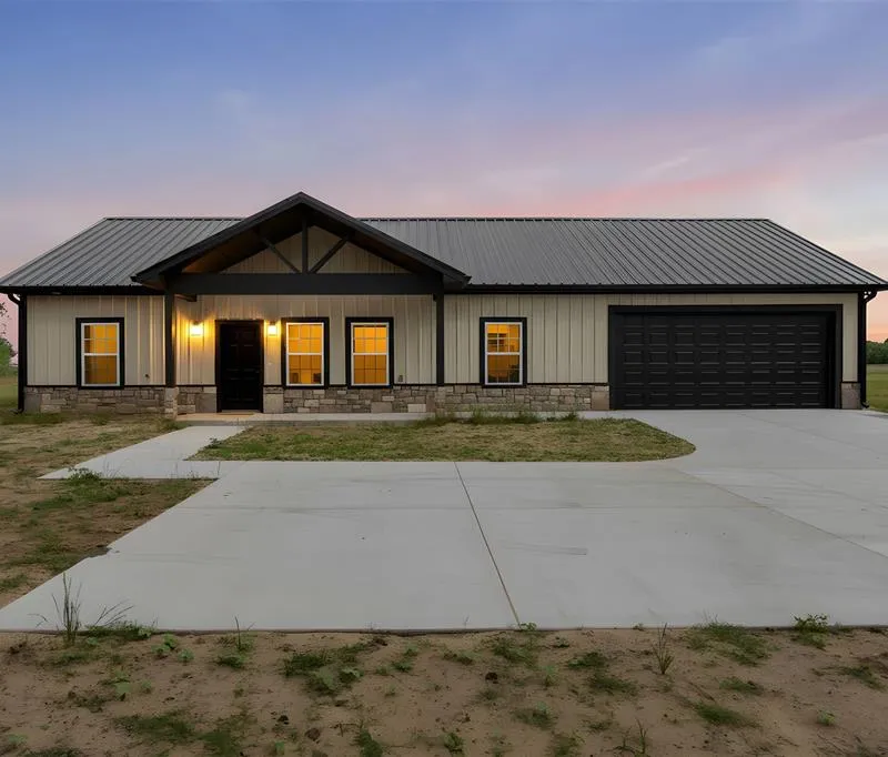 121 Brazier Road, Ennis TX 75119