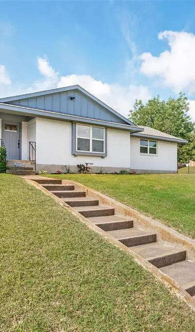 2406 Magna Vista Drive, Dallas TX 75216