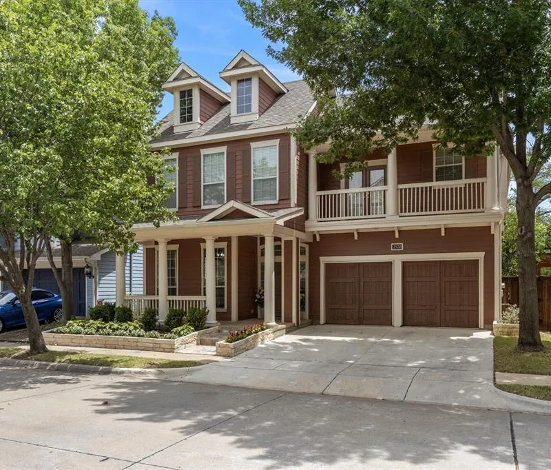 2520 Kodiak Circle, Euless TX 76039