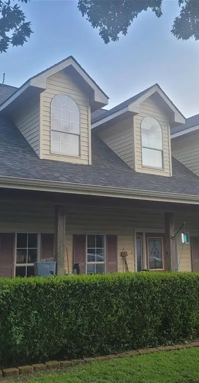 3376 Plainview Road, Sherman TX 75092 - Photo 2