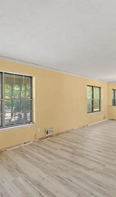 6925 Galemeadow Circle, Dallas TX 75214 - Photo 3