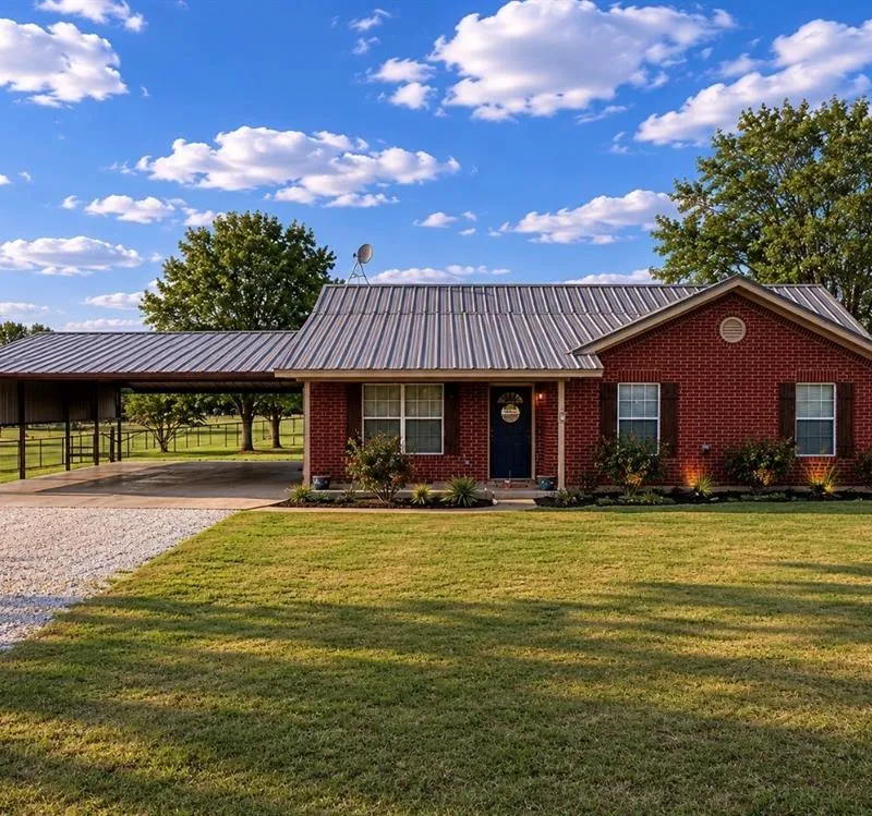 826 Gilliland Road, Springtown TX 76082