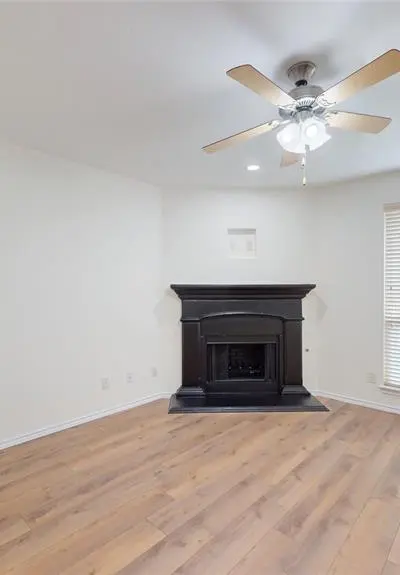 15817 Carlton Oaks Drive, Fort Worth TX 76177 - Photo 4
