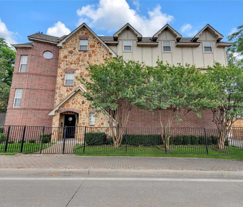 5102 Ridgedale Avenue, Dallas TX 75206