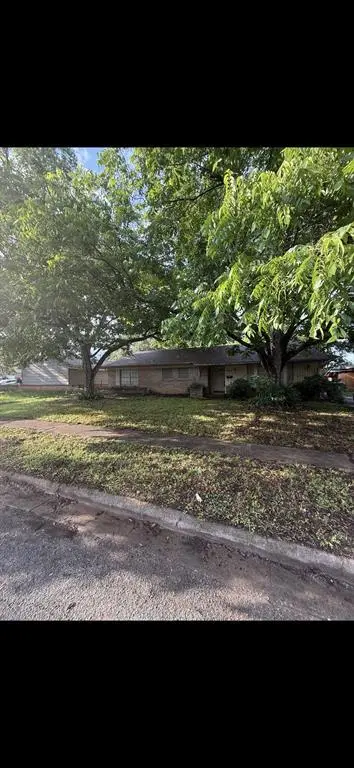 710 Valley View, Arlington TX 76010