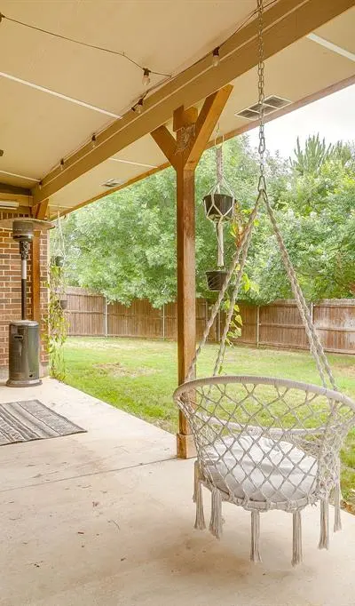 961 Tara Drive, Burleson TX 76028 - Photo 5