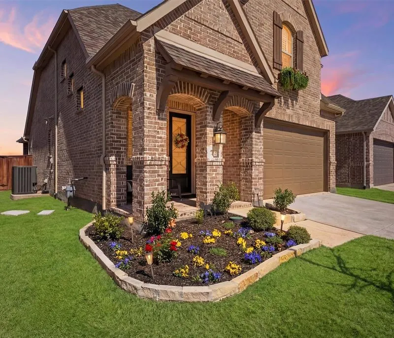 3913 Southbend Drive, Denison TX 75020