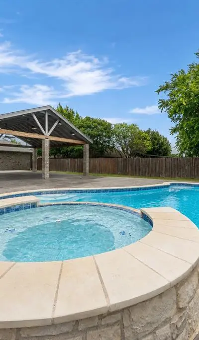 302 Anita Lane, Waxahachie TX 75165