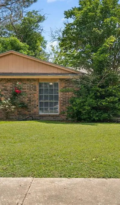 818 Quebec Drive, Garland TX 75040