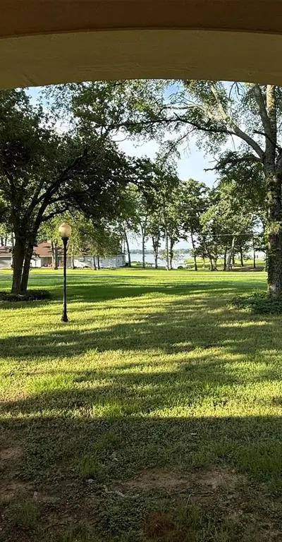 2811 N Shore Drive, Bonham TX 75418