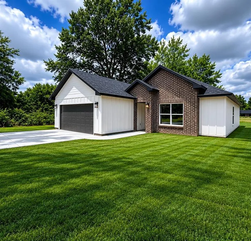 921 Putman Street, Sulphur Springs TX 75482