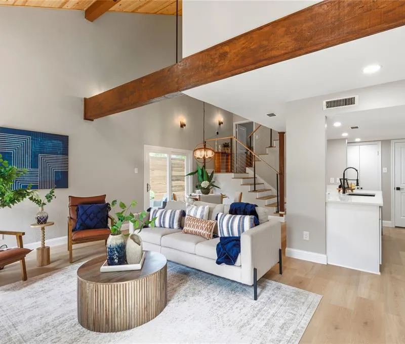 3219 Elizabeth Street, Dallas TX 75204