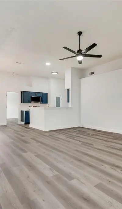 204 Hollywood Drive, Glenn Heights TX 75154 - Photo 5