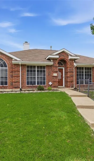 3611 Cedar Creek Lane, Sachse TX 75048 - Photo 2