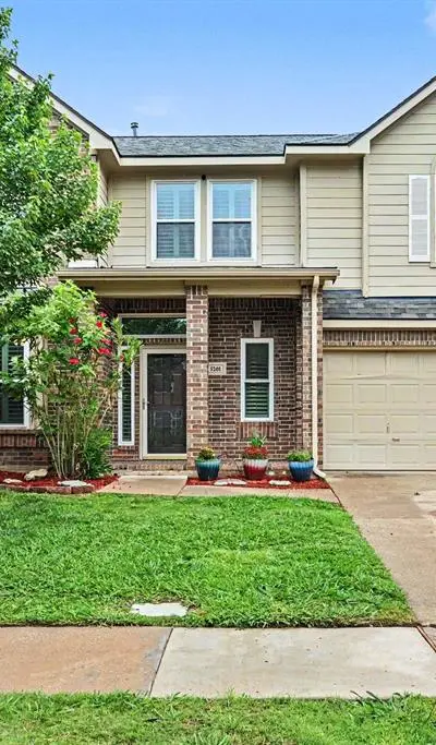 5201 White Sands Drive, Fort Worth TX 76137