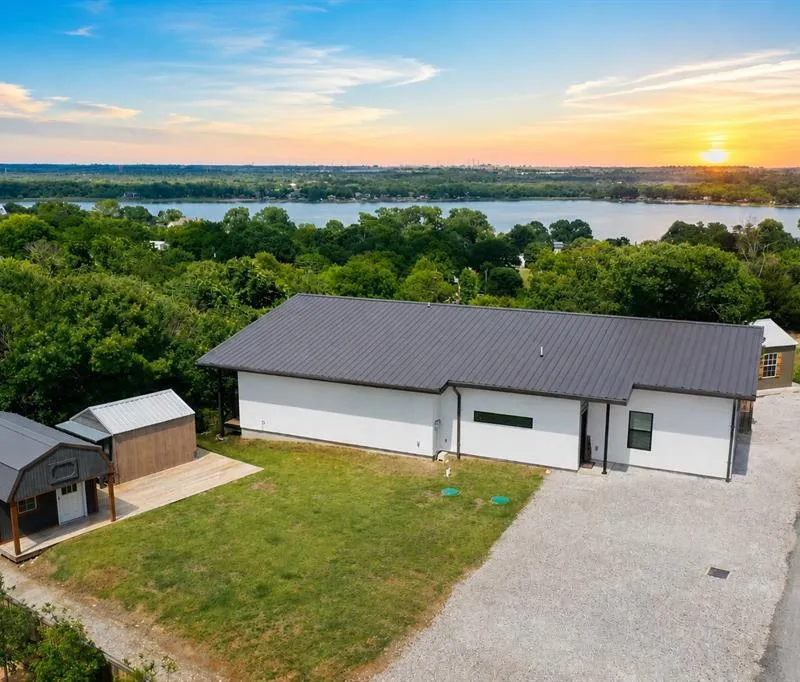 540 Burton Hill Drive, Weatherford TX 76087
