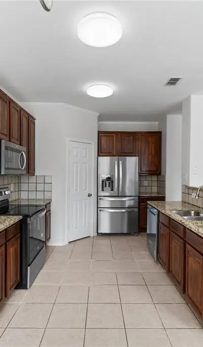 4506 Stirling Drive, Garland TX 75043 - Photo 4