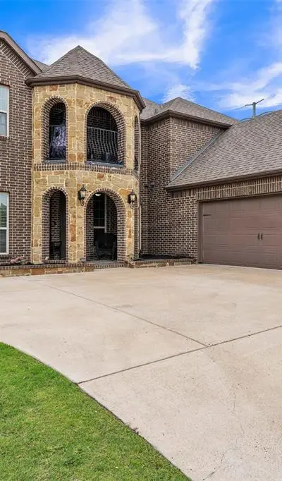7235 Orillo, Grand Prairie TX 75054 - Photo 2