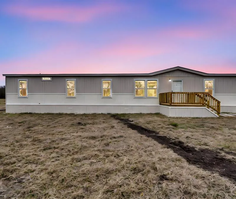 14820 Hyde-A-Way Lane, Mabank TX 75147