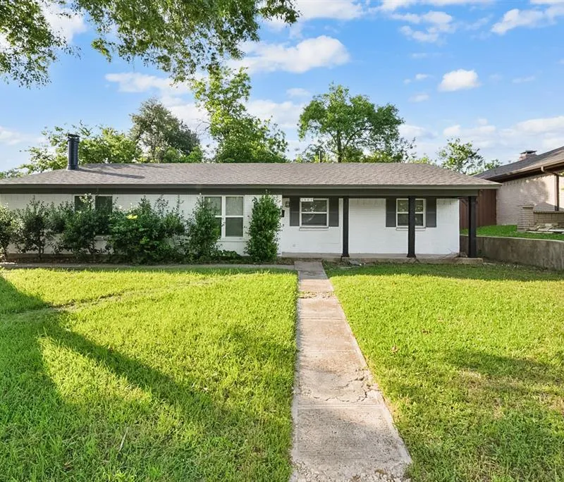 1425 Oakhill Drive, Plano TX 75075
