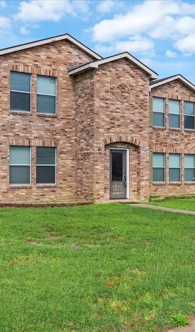 1298 Longleaf Drive, Cedar Hill TX 75104 - Photo 2