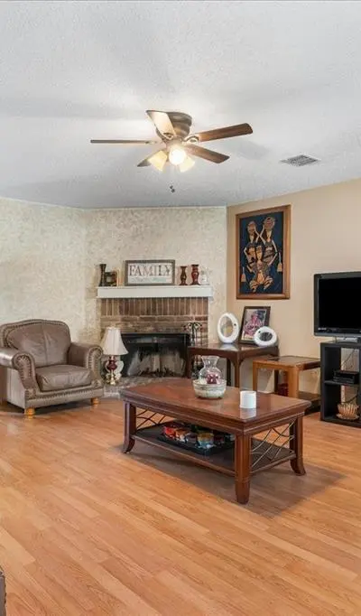 1298 Longleaf Drive, Cedar Hill TX 75104 - Photo 3