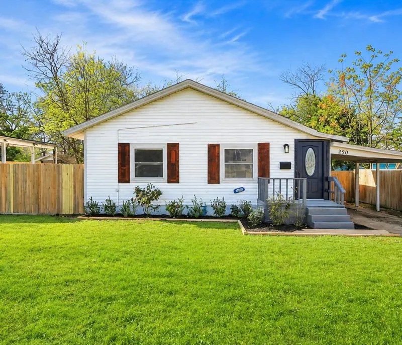 330 W Vinyard Road, Duncanville TX 75137