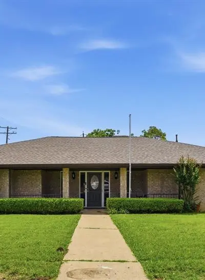 2608 Buckingham Drive, Denton TX 76209