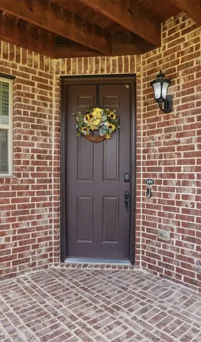 1122 Alderwood Drive, Justin TX 76247 - Photo 5