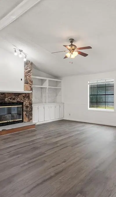 1308 Vinewood Drive, Mansfield TX 76063 - Photo 2