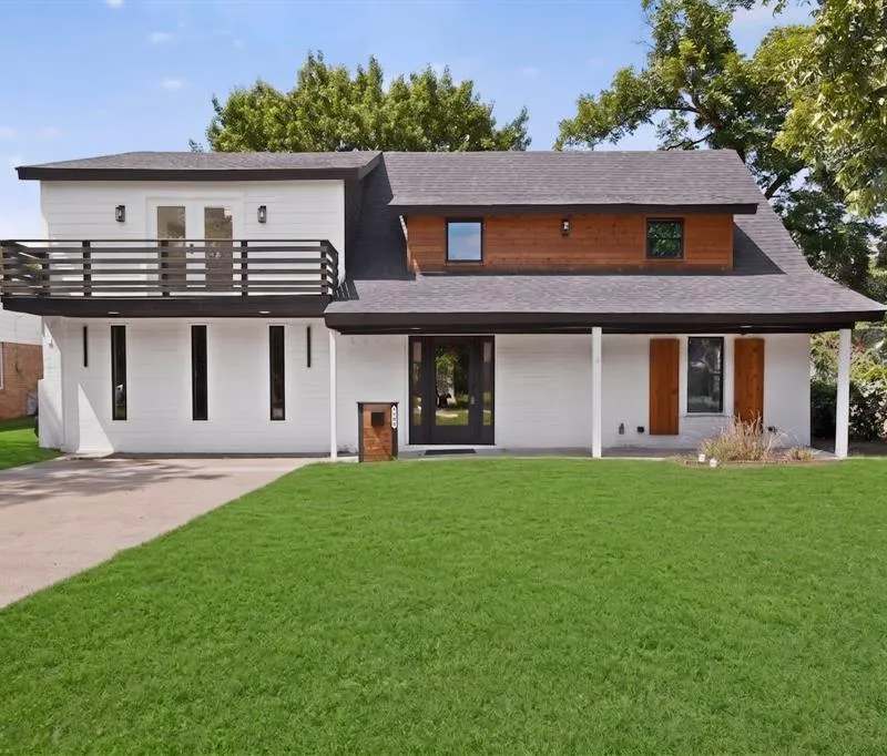 1703 Foster Drive, Arlington TX 76012