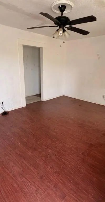 1720 E Arlington Avenue, Fort Worth TX 76104 - Photo 2