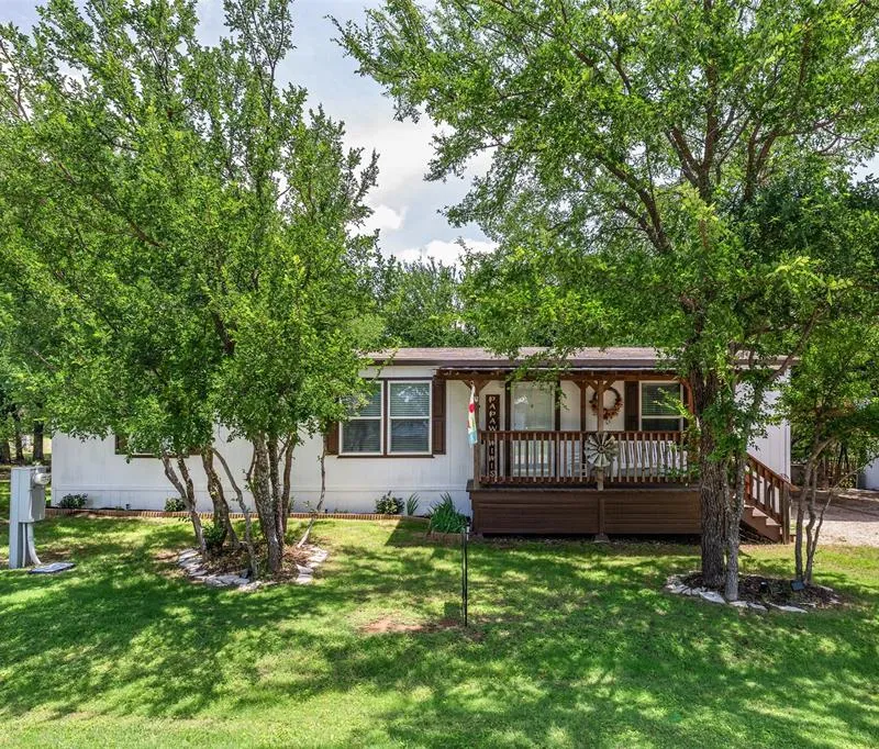 3119 Brazos River Drive, Granbury TX 76048