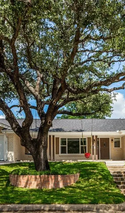 1905 Dakar Road W, Fort Worth TX 76116 - Photo 2