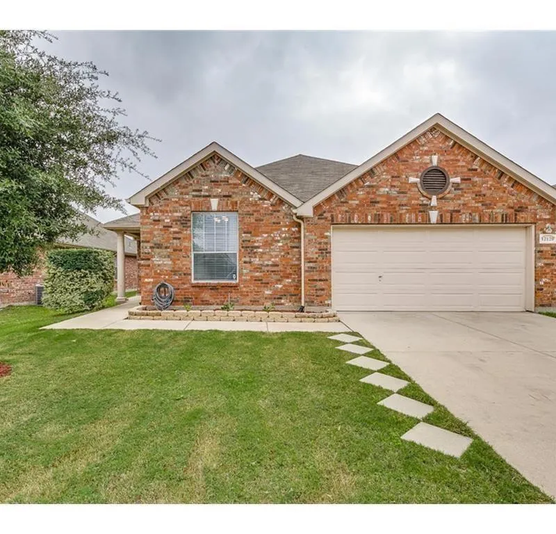 12128 Tacoma Ridge Drive, Fort Worth TX 76244