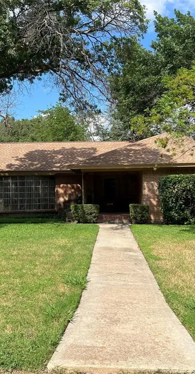 4109 Angus Drive, Fort Worth TX 76116