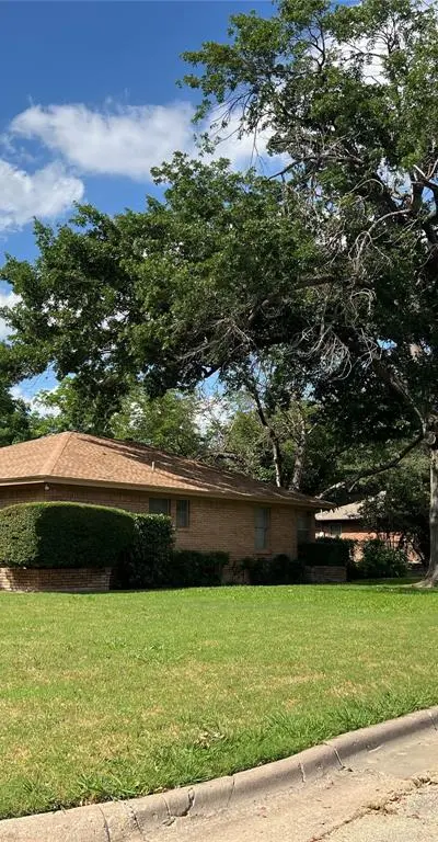 4109 Angus Drive, Fort Worth TX 76116 - Photo 4