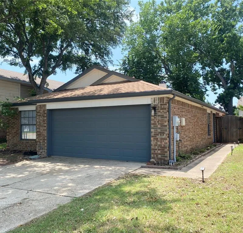 914 Azalia Drive, Lewisville TX 75067