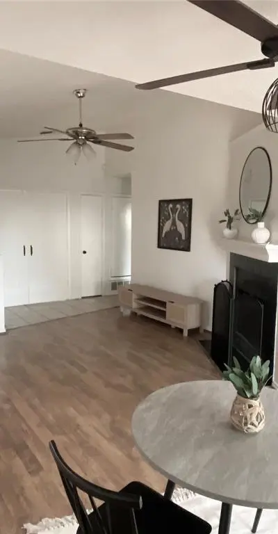 914 Azalia Drive, Lewisville TX 75067 - Photo 5