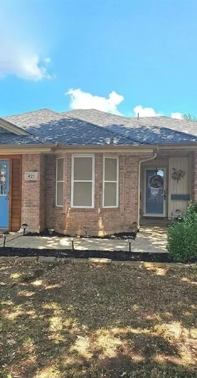 421 Arnold Avenue, Burleson TX 76028