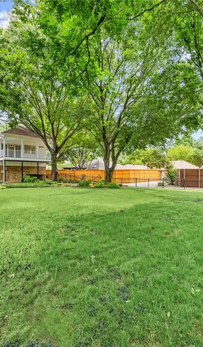 1609 Iowa Drive, Plano TX 75093