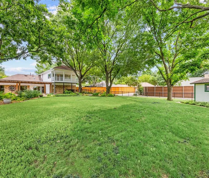 1609 Iowa Drive, Plano TX 75093